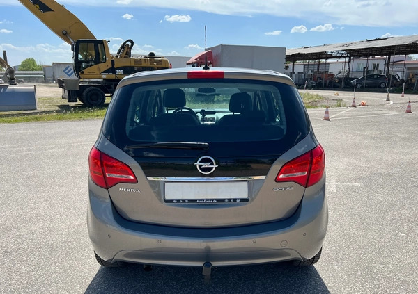 Opel Meriva cena 25950 przebieg: 146000, rok produkcji 2012 z Konin małe 562